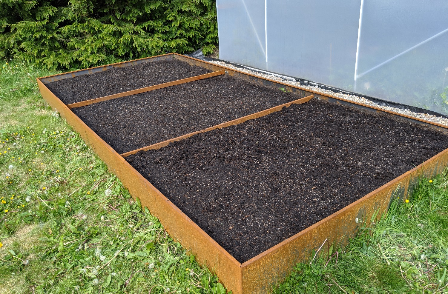 The Best Soil Mixture For Raised Vegetable Garden Beds