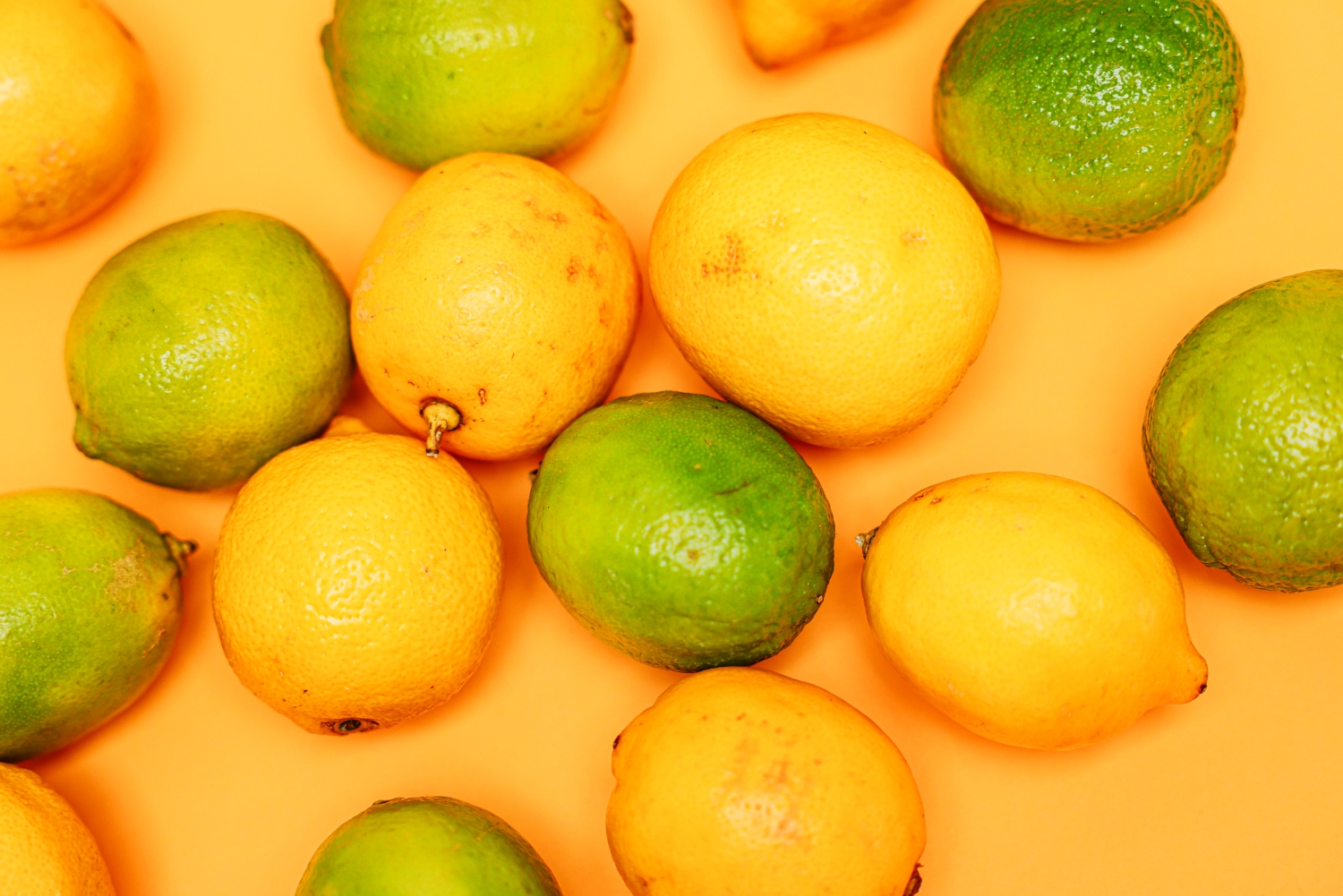 8 Reasons Why You Have Green Lemons What To Do With Them